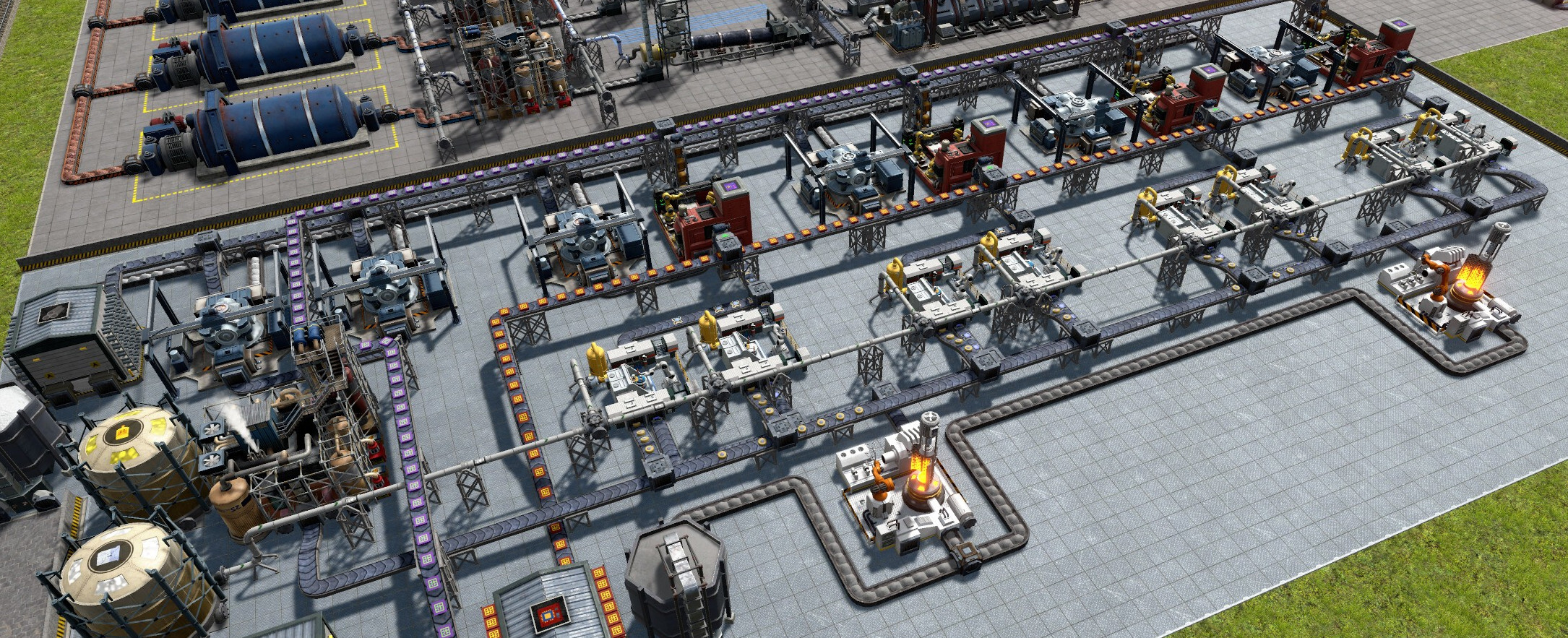 The electronics IV chain in its full glory! This line produces 24 Electronics IV per minute, while using 6 diamond reactors consuming 2MW of power each.