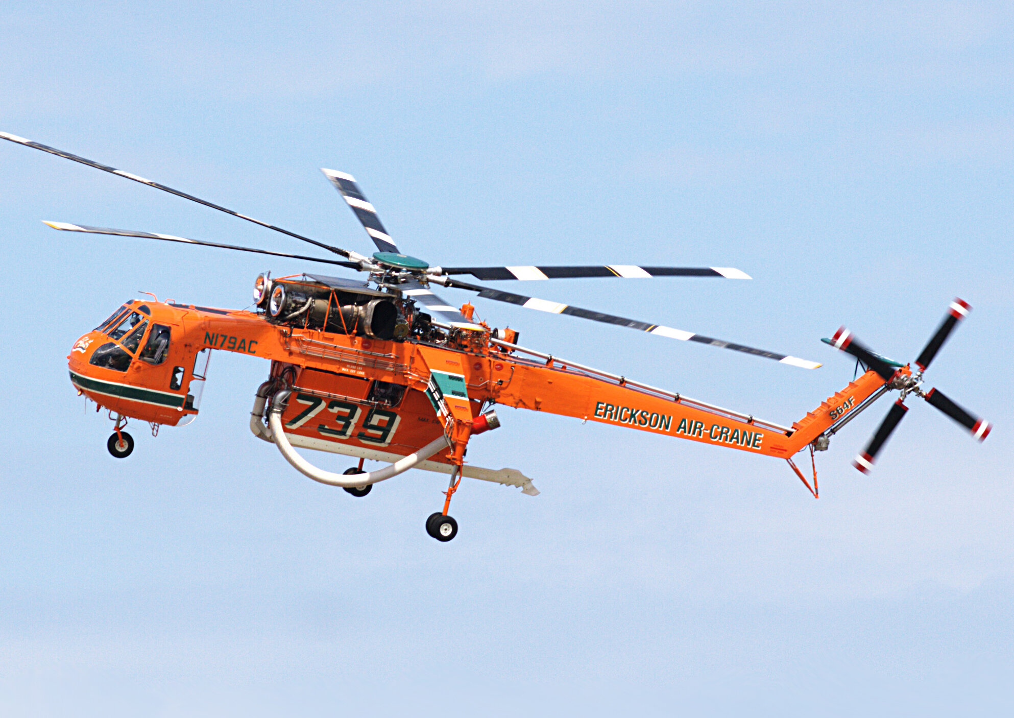 Air-Crane-Flickr-Beige_Alert(cropped).jpg