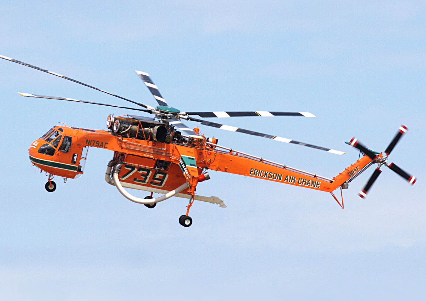 Air-Crane-Flickr-Beige_Alert(cropped).jpg